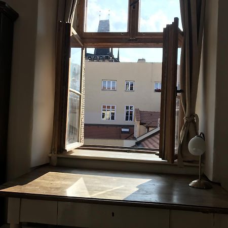 Queen Bee Apartments Prága Kültér fotó